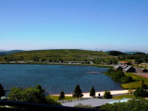 Studio centre station face lac, proche pistes, parking - FR-1-814-17 Besse-Et-Saint-Anastaise